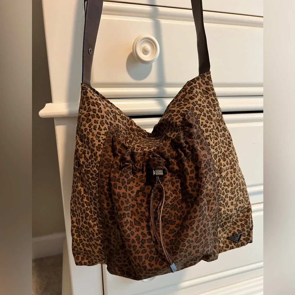 Bottega Veneta Vintage Cheetah Print 2 tone bag - Picture 2 of 16